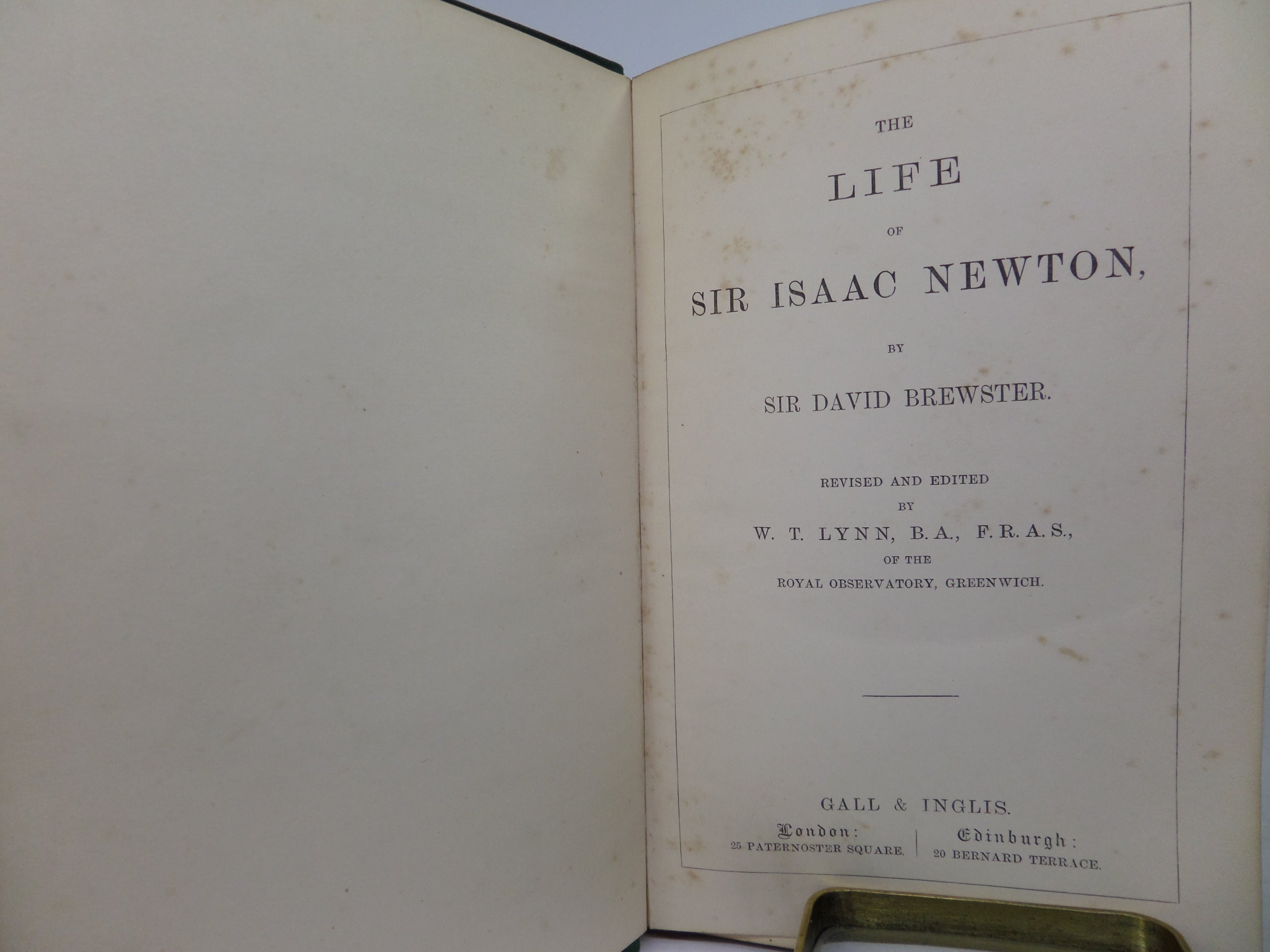 THE LIFE OF SIR ISAAC NEWTON BY DAVID BREWSTER CA. 1870