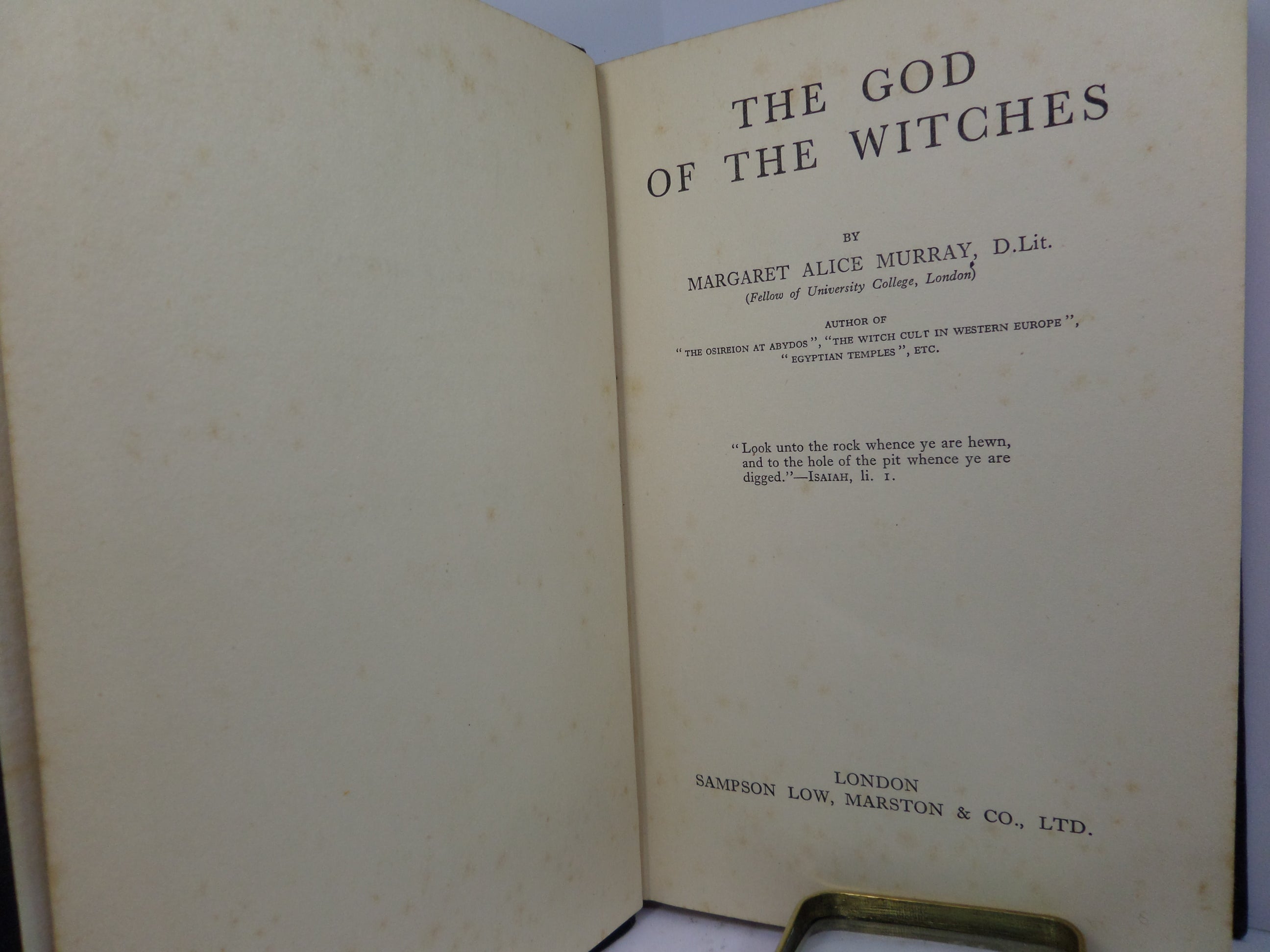 THE GOD OF THE WITCHES BY MARGARET ALICE MURRAY 1933 FIRST EDITION