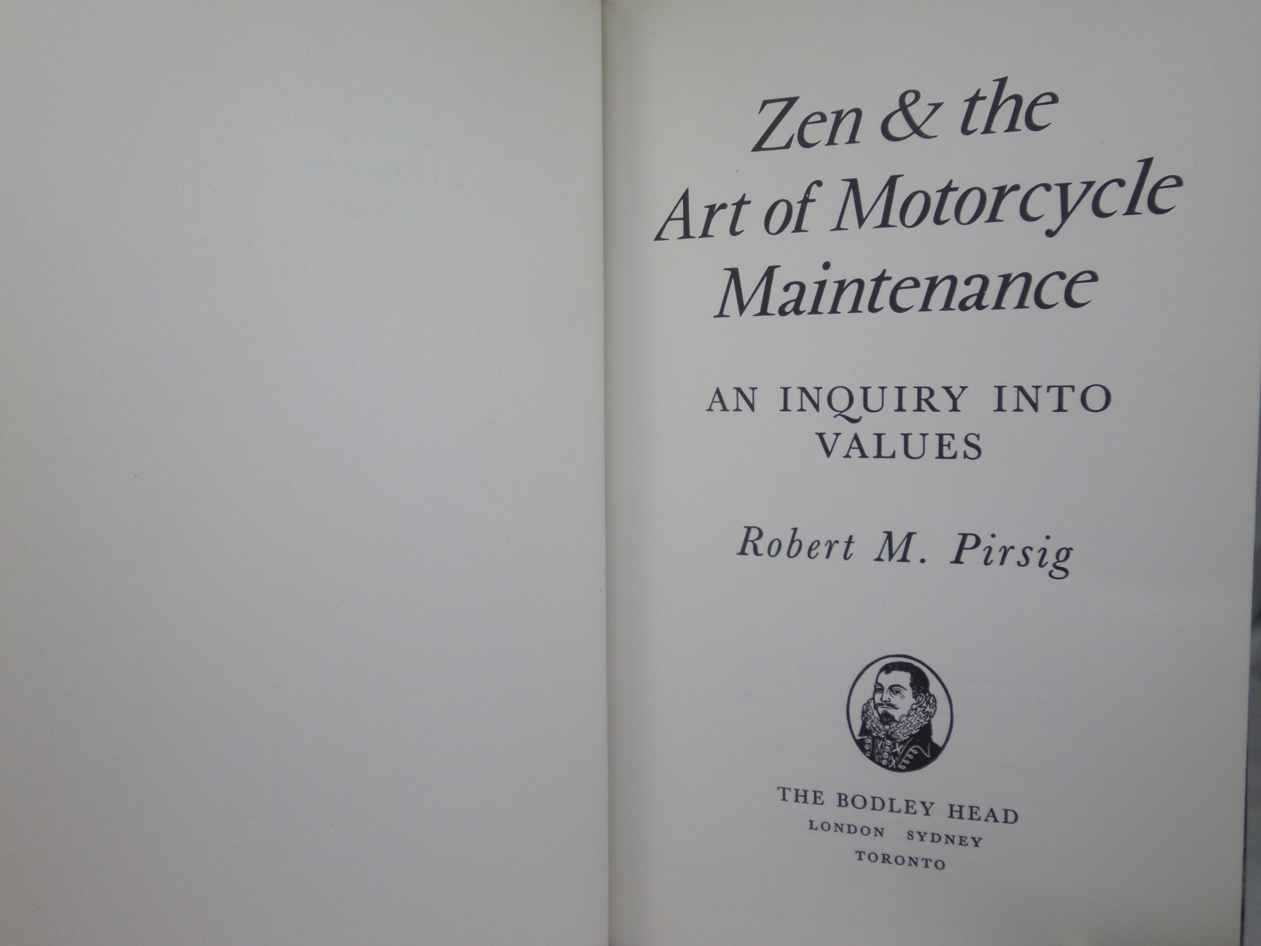 ZEN & THE ART OF MOTORCYCLE MAINTENANCE BY ROBERT M. PIRSIG 1974 HARDCOVER